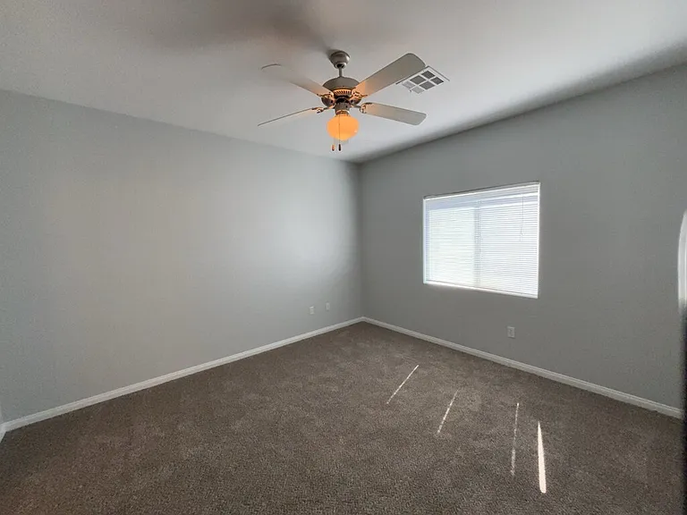 4915 E Russell Rd #133-14 — Photo 6