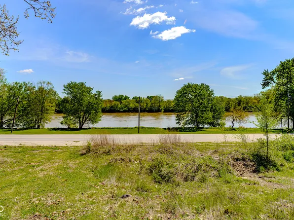 1868 N River Rd, West Lafayette, IN 47906