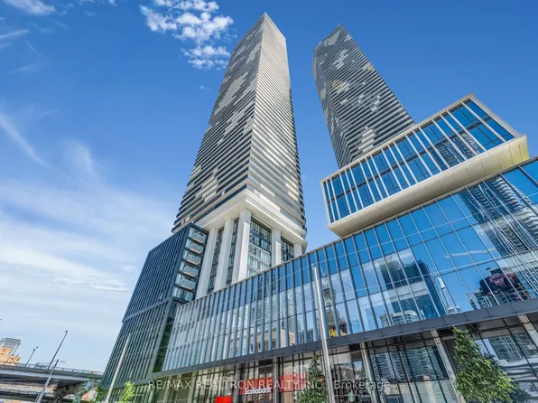 55 Cooper St #1905, Toronto, ON M5E 0G1