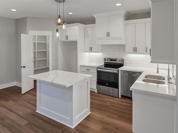 5th image of 21 Bluegill Dr