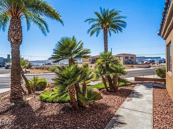 4th image of 490 N Lake Havasu Ave #A
