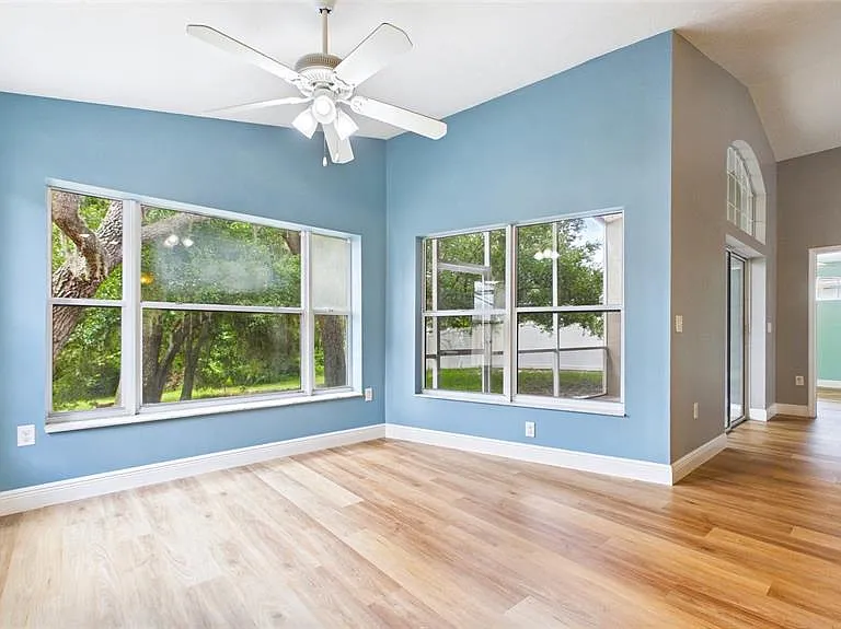 11654 Leda Ln — Photo 12
