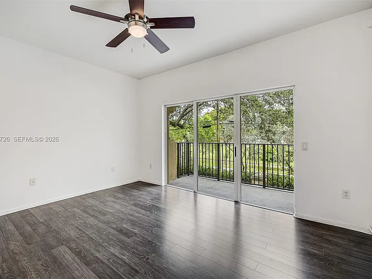 8900 NE 8th Ave #1107 — Photo 15