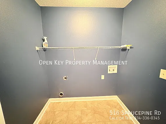 516 Sprucepine Rd — Photo 23