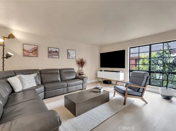 230 Bethany Rd APT 210, Burbank, CA 91504