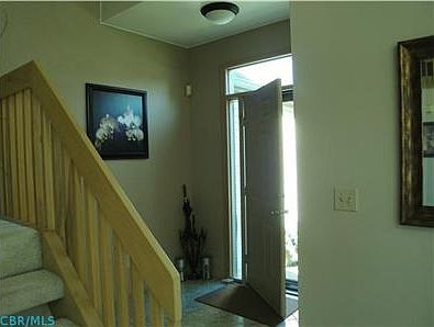 2nd image of 8600 Oak Creek Dr