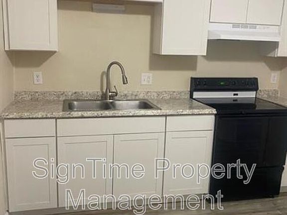 2nd image of 40 E Washington St APT 3B