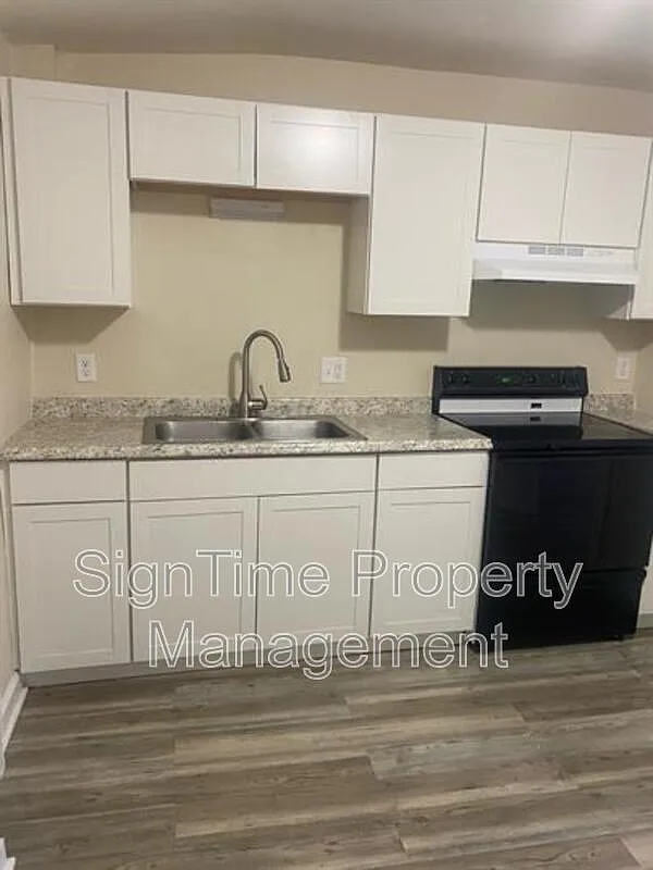 Building Photo - 40 E Washington St #3B