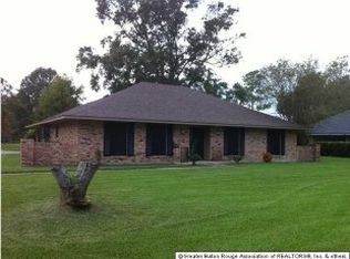 10843 Fieldcrest Dr, Baton Rouge, LA 70811