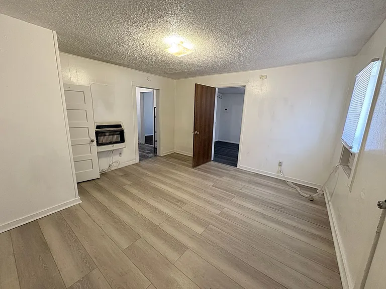 216 S Avenue I #6 — Photo 15