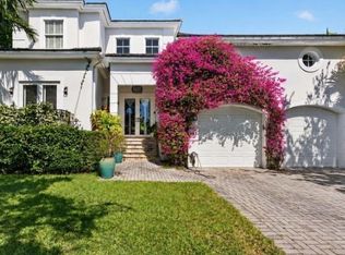425 N Shore Dr, Miami Beach, FL 33141