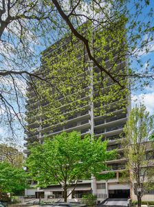 1430 N Astor St APT 17A, Chicago, IL, 60610
