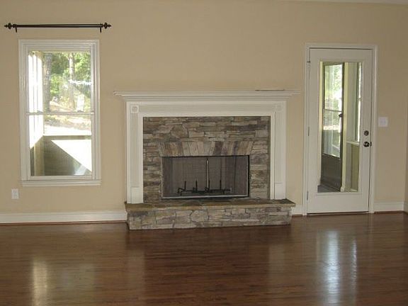 3rd image of 101 Amberleigh Dr