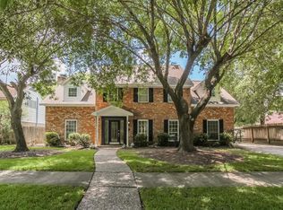 4319 Honey Oaks Dr, Seabrook, TX 77586