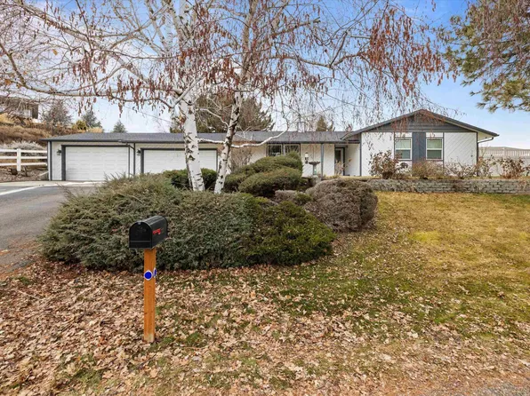 715 S 46th Ave, West Richland, WA 99353