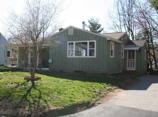 14 Carmen St, Chicopee, MA 01013