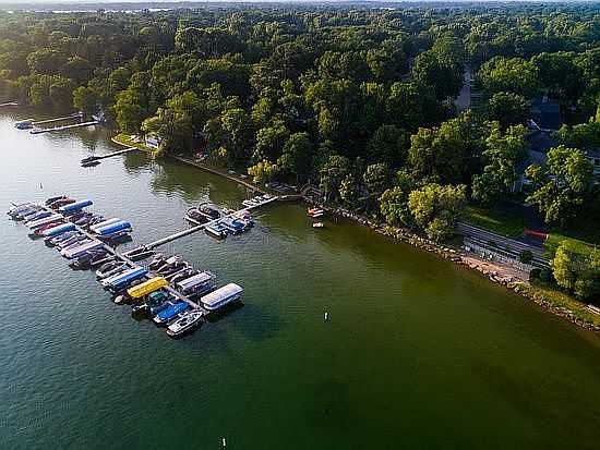 Deeded interest Pine Lake 