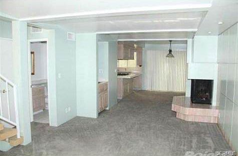 2nd image of 227 E Burbank Blvd
