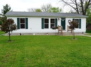 425 E Monroe St, Mauston, WI 53948