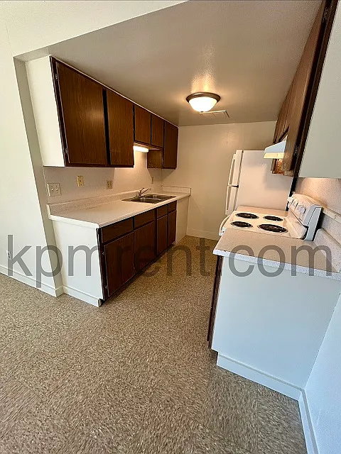 Stardust Apartments - 35-203b — Photo 3