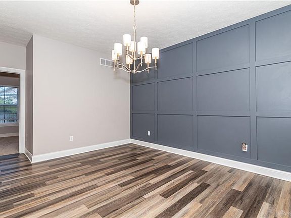 5th image of 1685 Mulberry Woods Ct