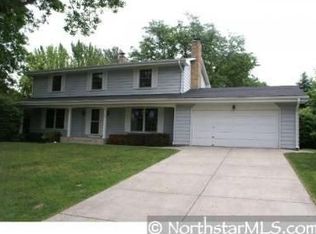756 Belmont Ln E, Maplewood, MN 55117
