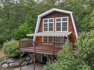 5 Sargent Dr, Hooksett, NH 03106