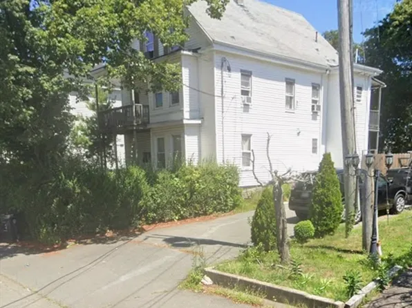 737 N Montello St, Brockton, MA 02301