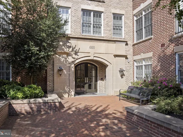 600 2nd St APT 203, Alexandria, VA 22314