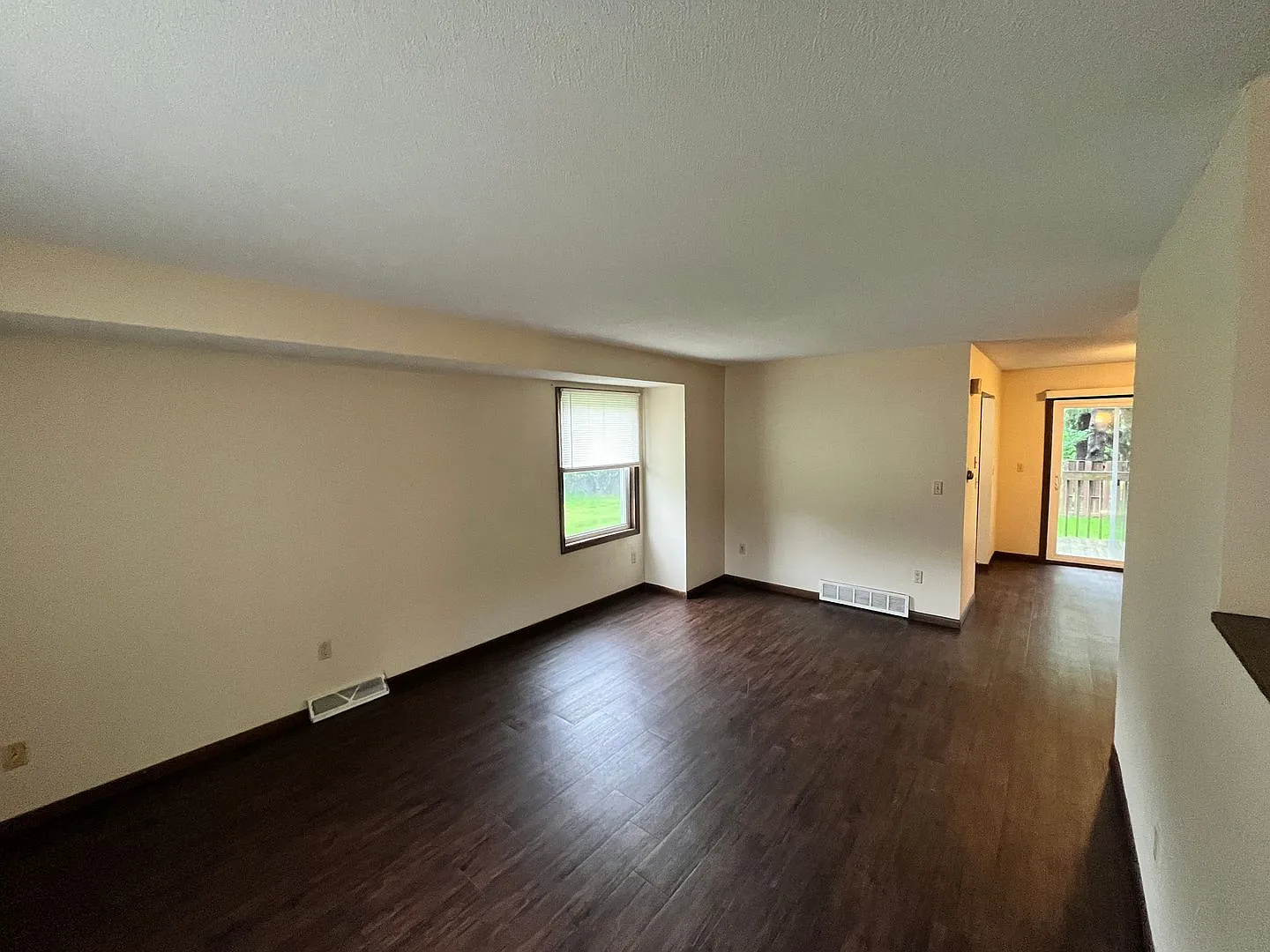 Foster Road Duplexes — Photo 2