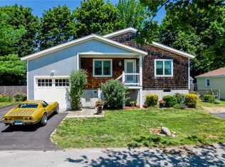 14 Mitchell Ave, South Kingstown, RI 02879