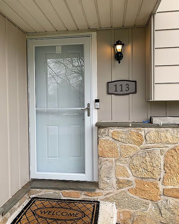 2nd image of 113 Laurel Ln