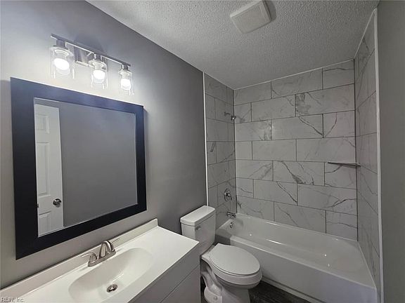 5th image of 2213 Springdale Rd