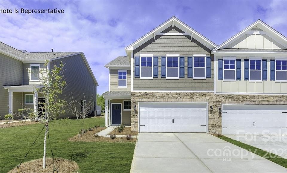 1st image of 4284 Plumeria Way 237/end