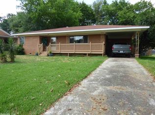 700 Woodlawn Ave, Hot Springs, AR 71913