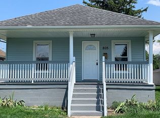 805 Lake St, Hobart, IN 46342