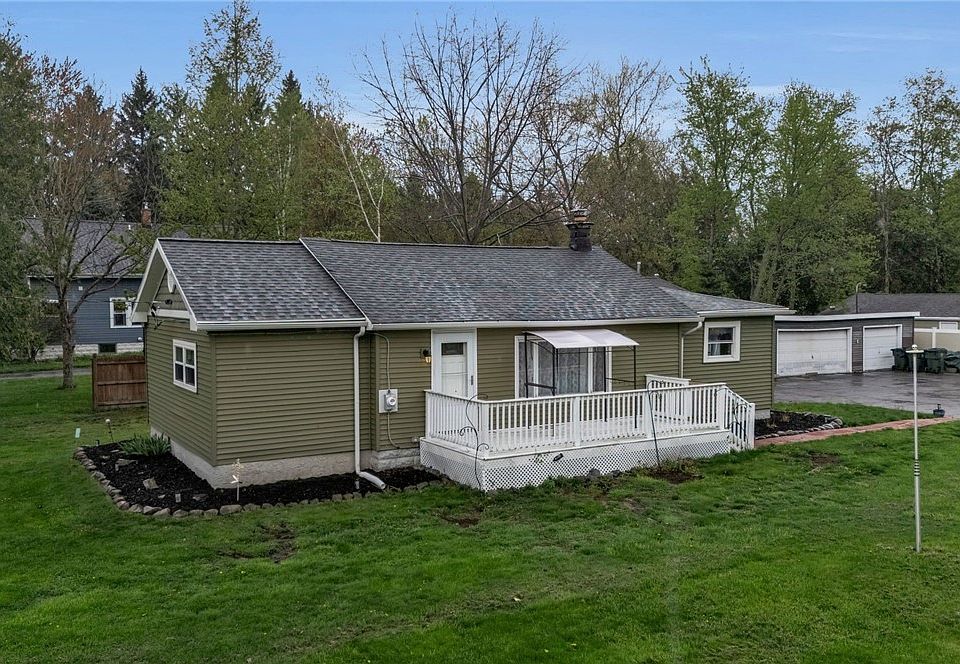 1st image of 141 Borden Rd