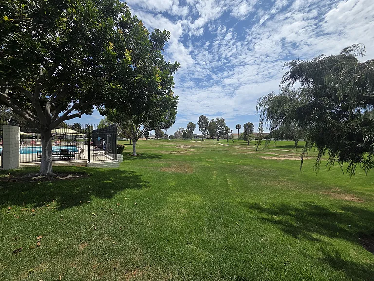 10687 El Adelante Ave — Photo 15