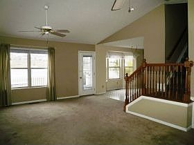 5th image of 22 Lakeview Dr
