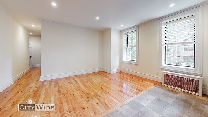 1st image of 935 Saint Nicholas Ave #1L