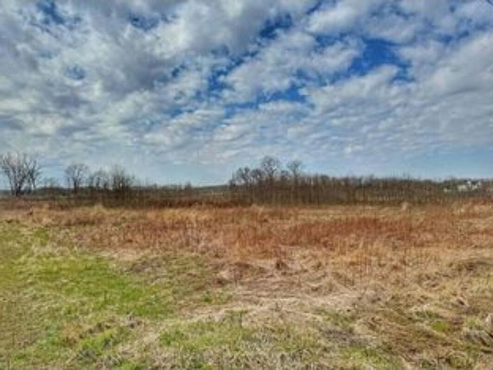 2nd image of 4965 Newark Rd