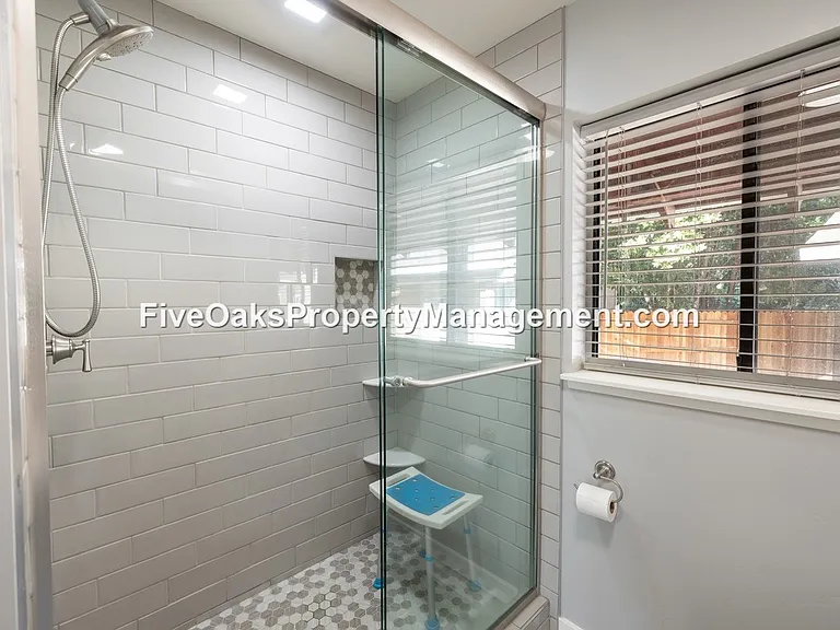 252 Folsom Rd #A — Photo 19