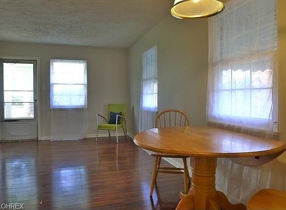 3rd image of 278 E 235th St #141