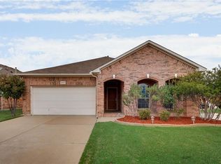 4117 Claymore Ln, Fort Worth, TX 76244