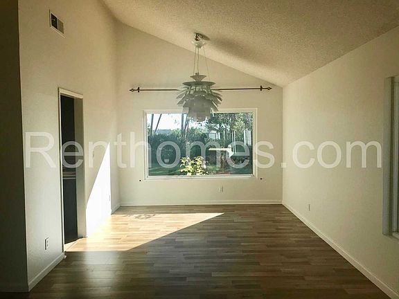 4th image of 11245 Forestview Ln