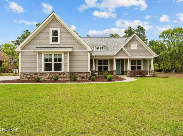 104 Leewood Court, West End, NC 27376