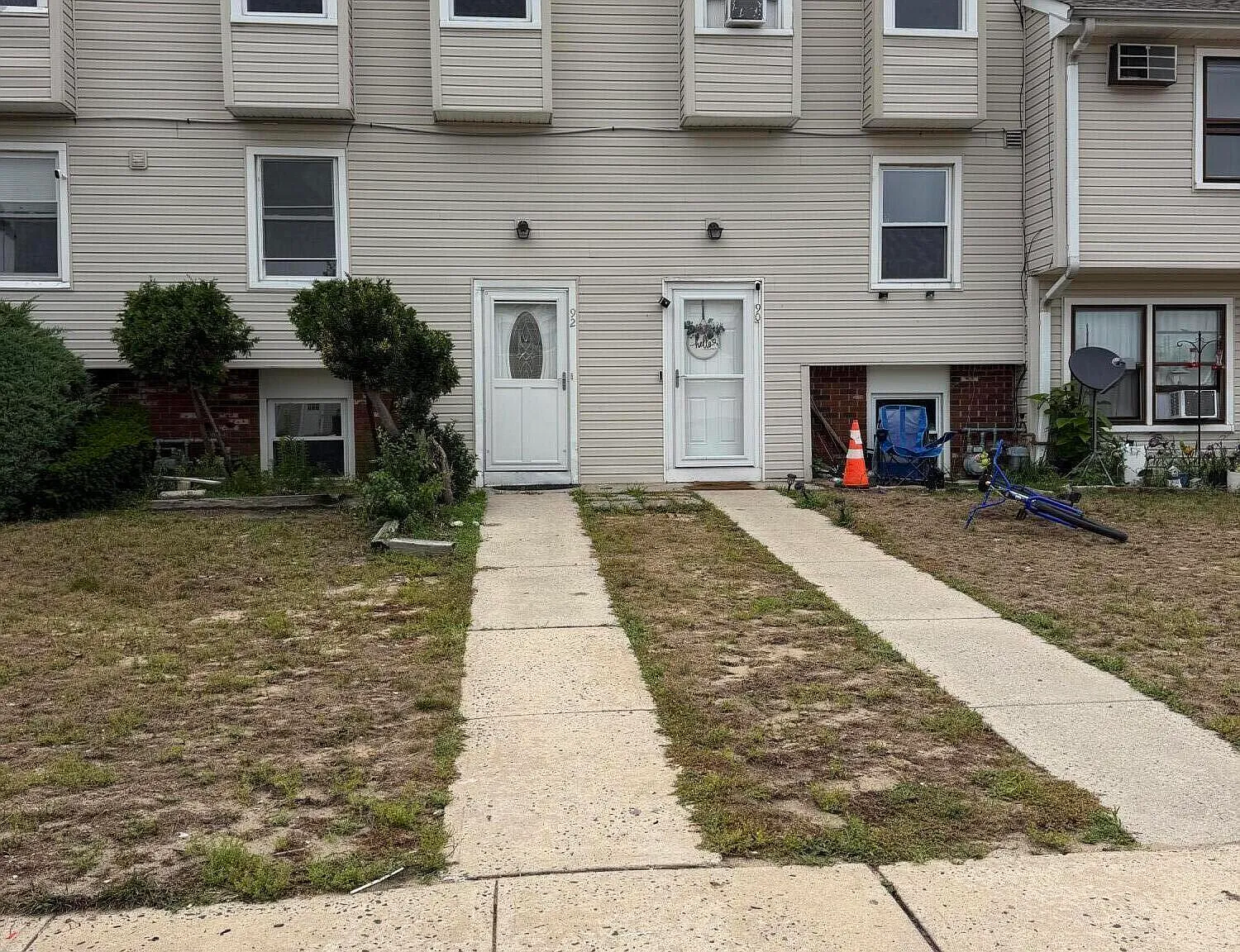 2 bed, $2,700 — Photo 1