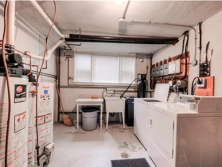 706 Frederick St #2 — Photo 16