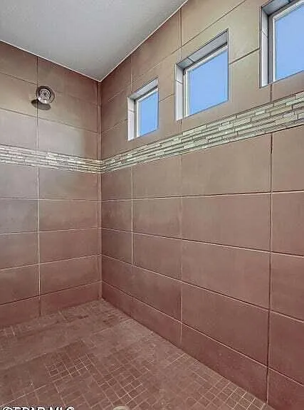 14441 Eastbrook Dr — Photo 26