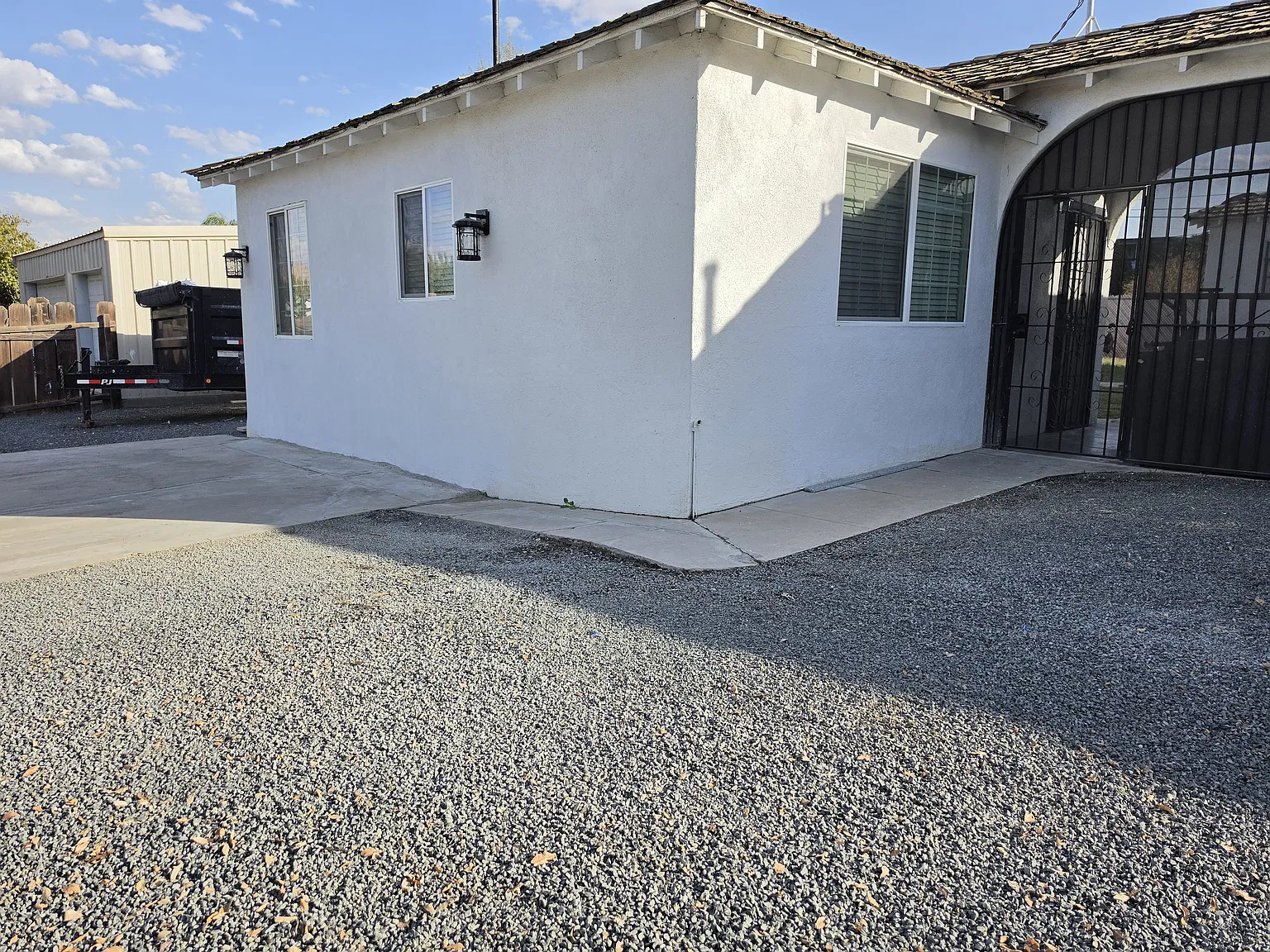 2 bed, 600 sqft, $1,050 — Photo 1